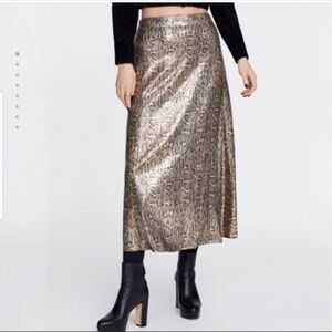 NWT Zara sequin python print skirt